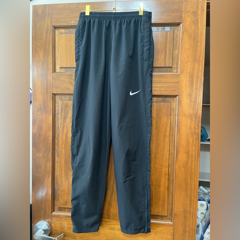 Nike Small Dri-FIT Black Sweatpants